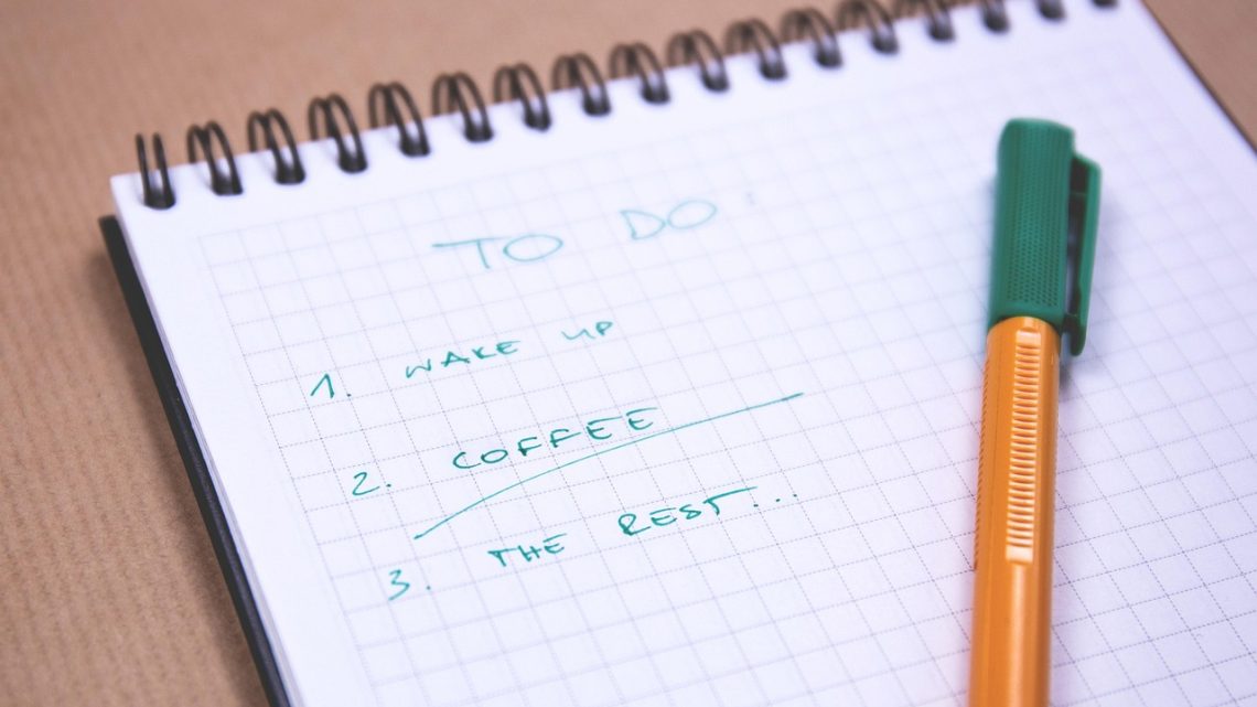 7 Kesalahan Menyusun To-Do List yang Bikin Ibu Bekerja Makin Overwhelm (dan Perbaikannya)
